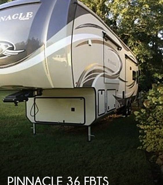 2018 Jayco Pinnacle 36 FBTS