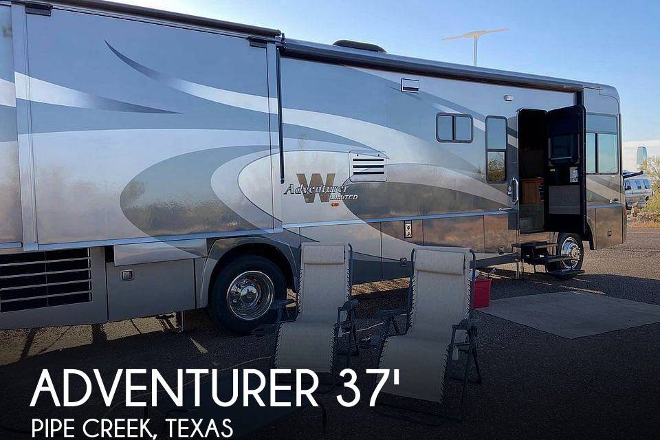 2008 Winnebago Adventurer Limited 37GL