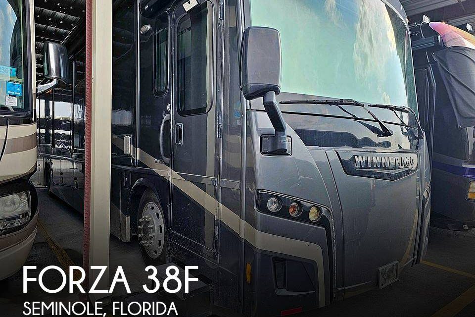 2019 Winnebago Forza 38f