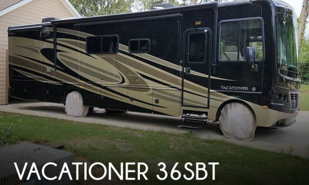 2015 Holiday Rambler Vacationer 36SBT