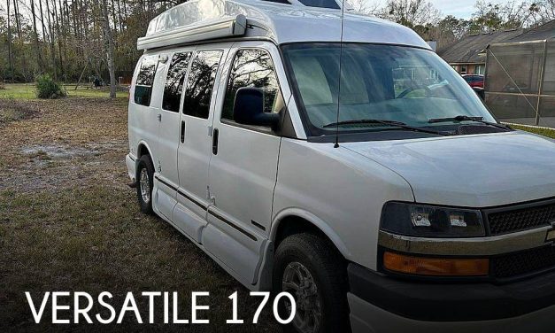 2013 Roadtrek Versatile 170