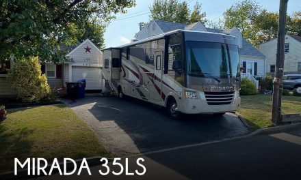 2019 Coachmen Mirada 35LS