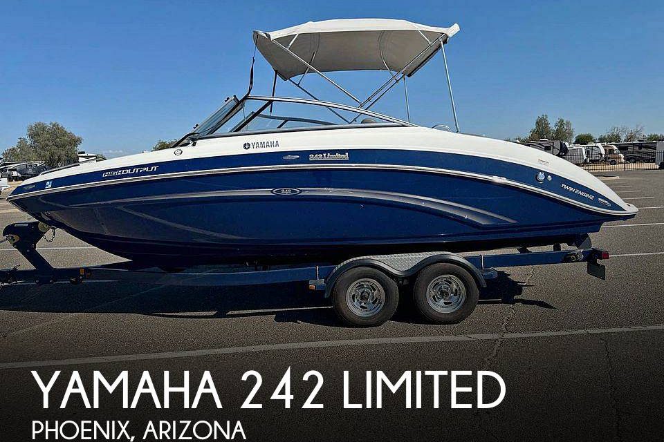 2013 Yamaha 242 limited