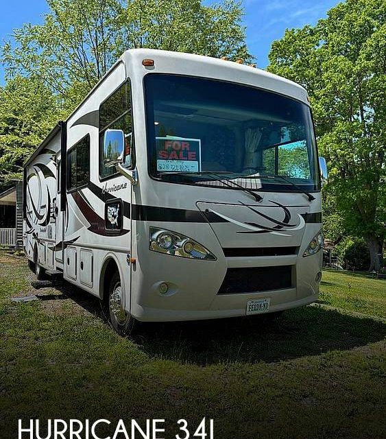 2014 Thor Motor Coach Hurricane 34j