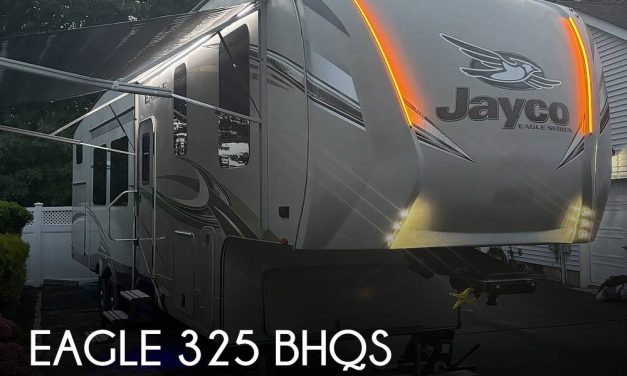 2018 Jayco Eagle 325 BHQS