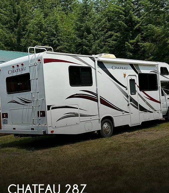 2013 Thor Motor Coach Chateau 28Z