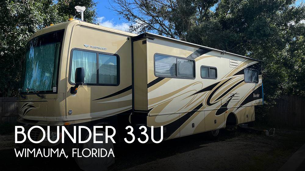 2011 Fleetwood Bounder 33U