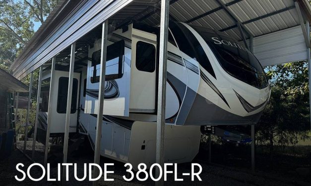 2022 Grand Design Solitude 380FL-R