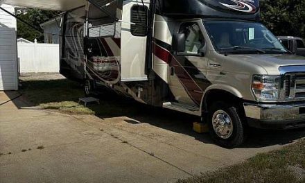 2017 Coachmen Concord 300TS