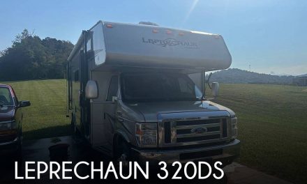 2009 Coachmen Leprechaun 320DS