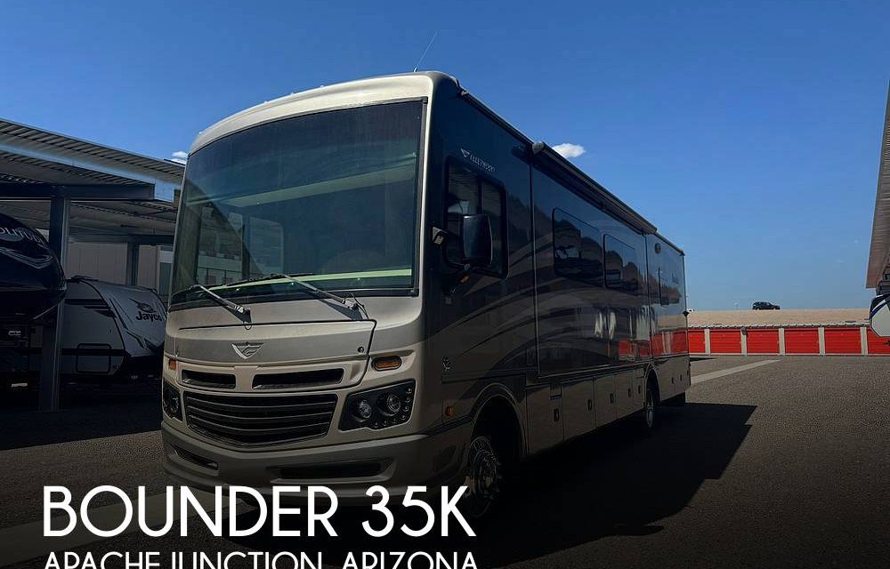 2017 Fleetwood Bounder 35k