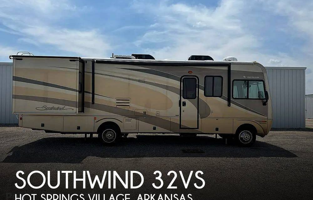 2005 Fleetwood Southwind 32vs