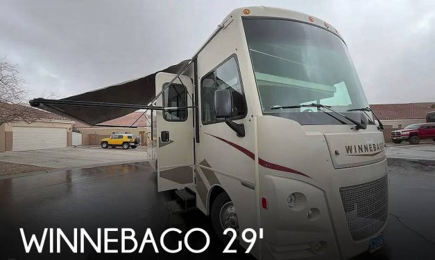 2017 Winnebago Winnebago Vista 29VE