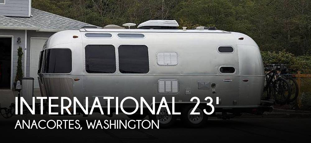 2017 Airstream International 23D Serenity