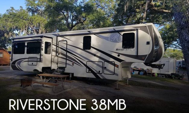 2018 Forest River Riverstone 38MB