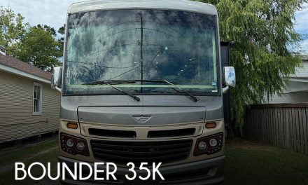 2016 Fleetwood Bounder 35K