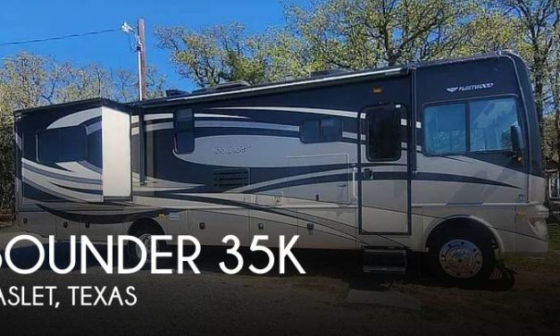 2012 Fleetwood Bounder 35K