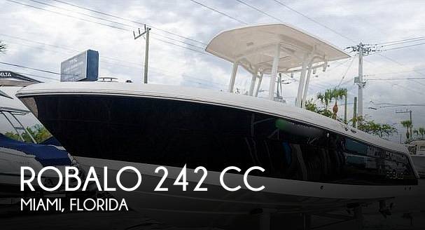 2015 Robalo 242 CC