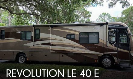 2005 Fleetwood Revolution LE 40 E