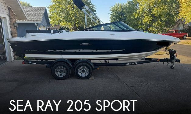 2014 Sea Ray 205 Sport