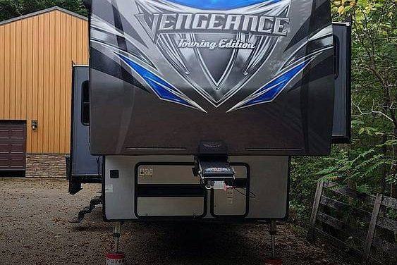 2017 Forest River Vengeance 38L13