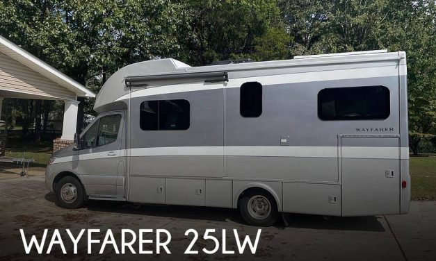 2022 Tiffin Wayfarer 25LW