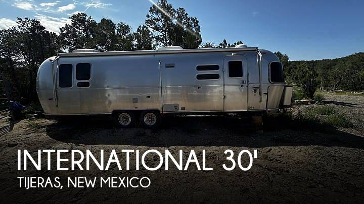 2012 Airstream International Serentiy M-30