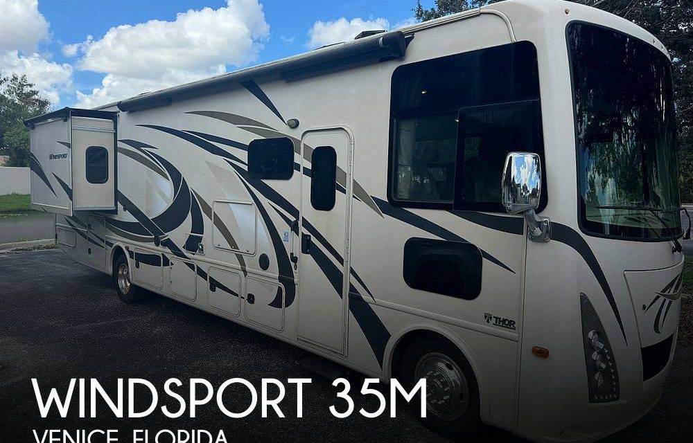 2017 Thor Motor Coach Windsport 35M