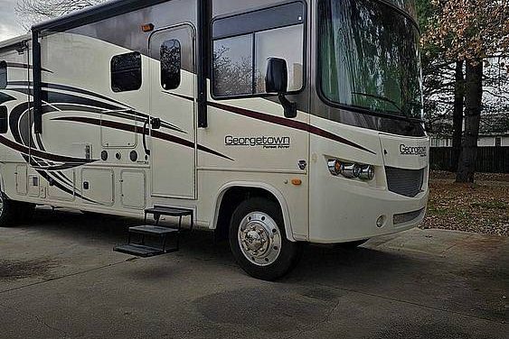 2017 Forest River Forest River Georgetown 364TS