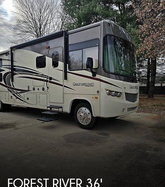 2017 Forest River Forest River Georgetown 364TS