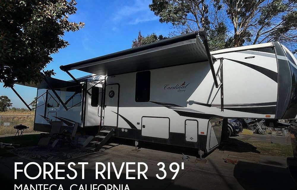 2021 Forest River Forest River Cardinal Luxury 390 Fbx