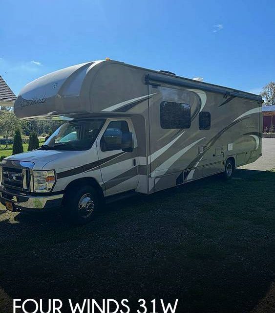 2016 Thor Motor Coach Four Winds 31W