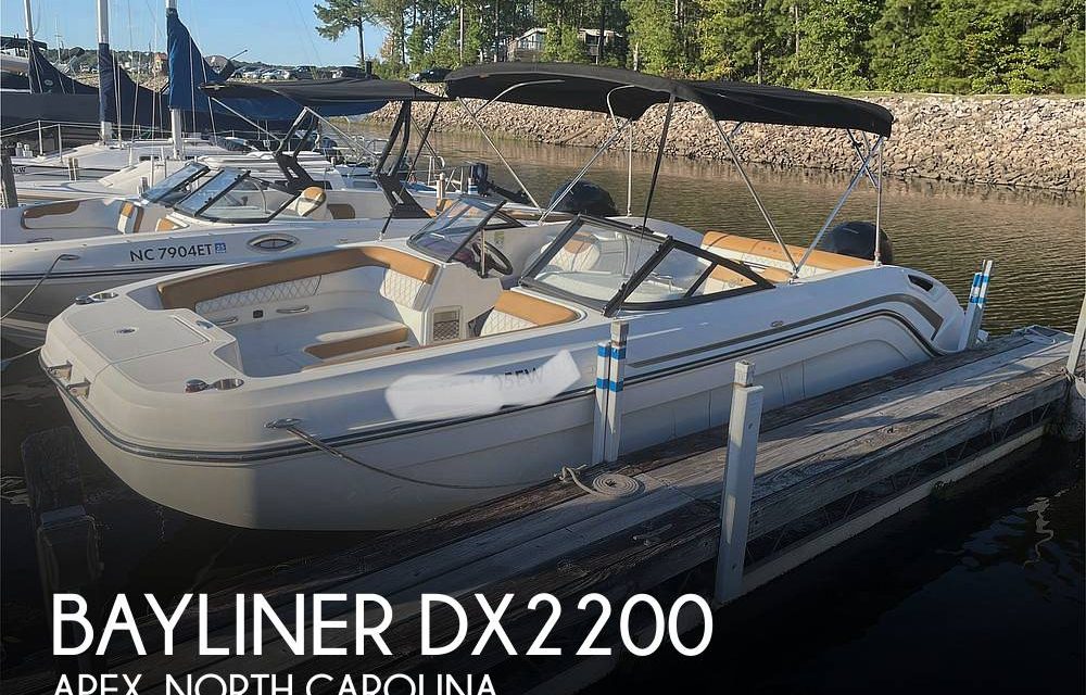 2022 Bayliner DX2200