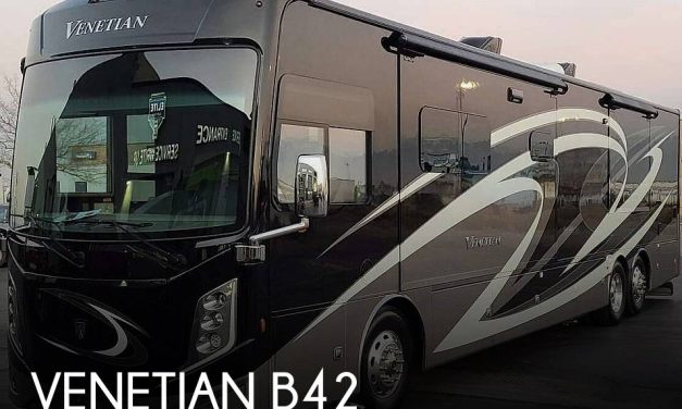 2021 Thor Motor Coach Venetian B42