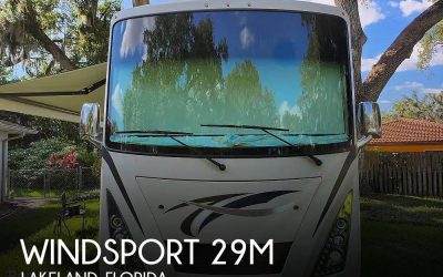 2017 Thor Motor Coach Windsport 29M