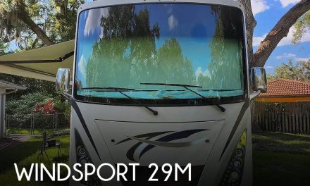 2017 Thor Motor Coach Windsport 29M