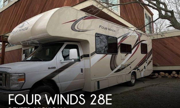 2020 Thor Motor Coach Four Winds 28E