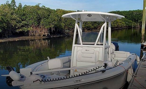 2015 Sea Hunt 211 Ultra