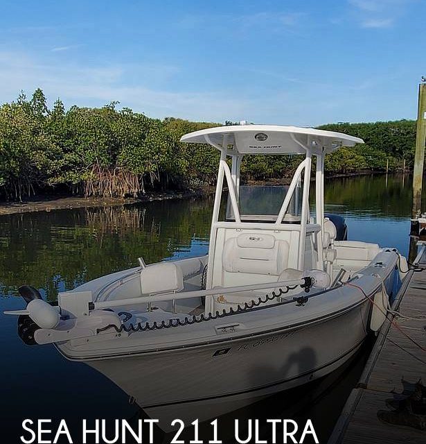 2015 Sea Hunt 211 Ultra