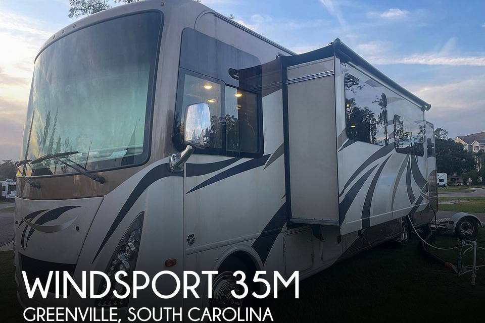 2017 Thor Motor Coach Windsport 35m