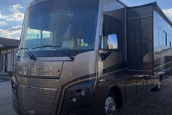 2022 Winnebago Adventurer 35F