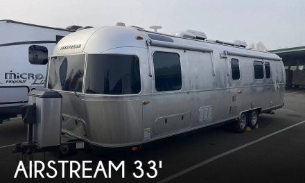 2019 Airstream Airstream Classic M-33FB Twin