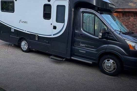 2019 Winnebago Fuse 23F