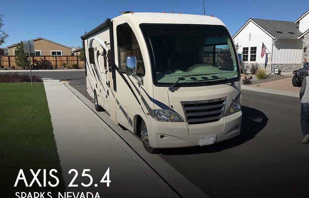 2017 Thor Motor Coach Axis 25.4