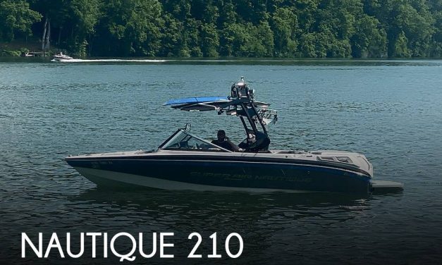 2012 Nautique 210 Team Edition