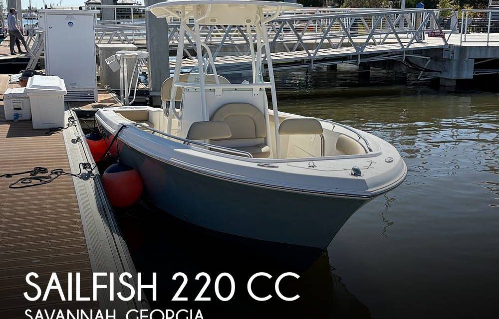 2021 Sailfish 220 CC