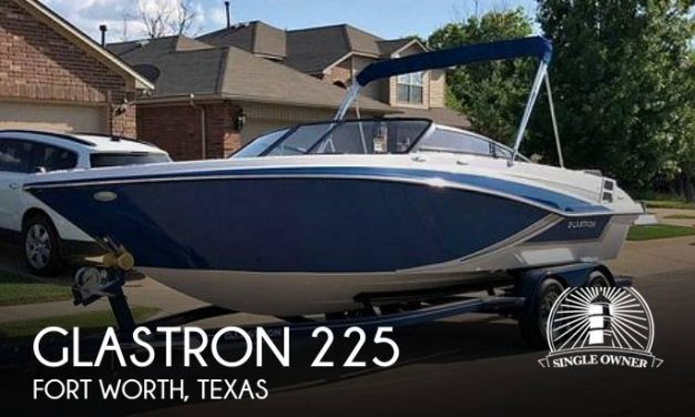 2018 Glastron 225