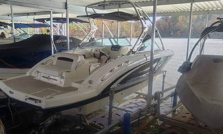 2010 Chaparral Sunsetta 244