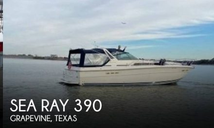 1987 Sea Ray 390 Express Cruiser