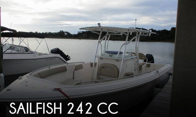 2021 Sailfish 242 CC